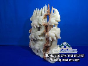 Pabrik Marmer Tulungagung Patung-Ikan-batu-Onyx-300x225  