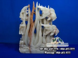 Pabrik Marmer Tulungagung patung-ikan-koi-marmer-dan-onyx-300x225  