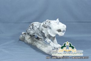 Pabrik Marmer Tulungagung Patung-Harimau-Putih-300x200  
