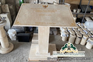 Podium Prasasti Peresmian Marmer