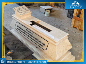Makam Kristen Marmer Ukiran Ayat