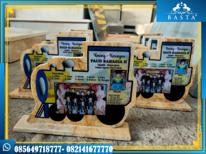 Plakat Marmer Wisuda TK